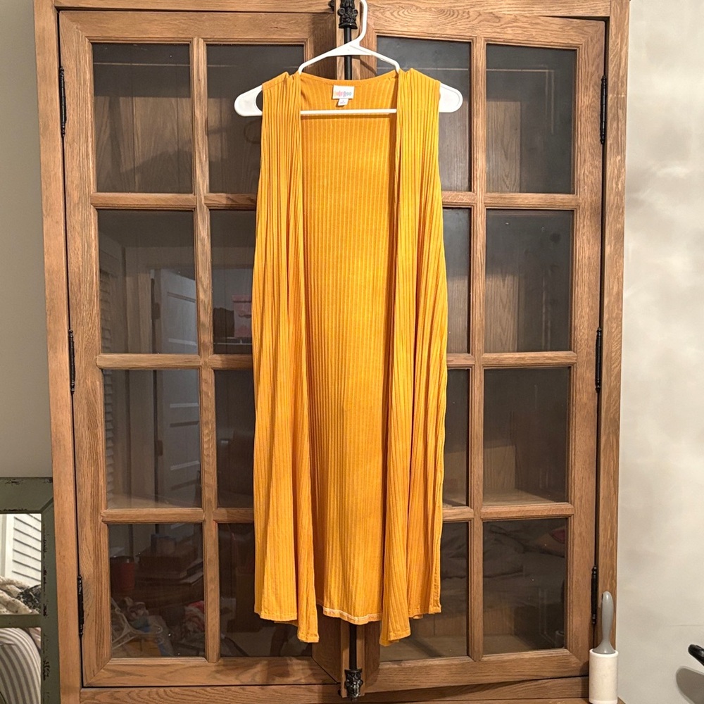 LuLaRoe Mustard Yellow Ribbed Top